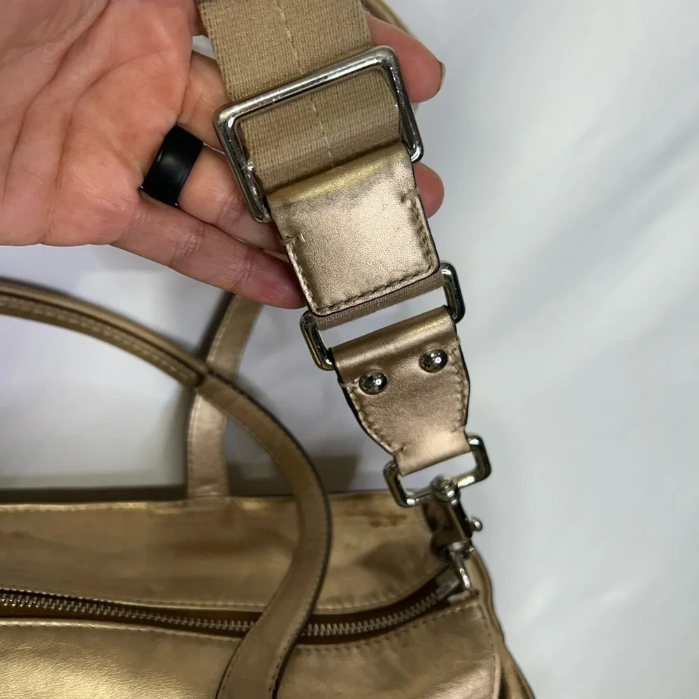 COACH gold oversized diaper bag. Gorgeous. Tons of pockets. Tons of options! - Picture 4 of 12